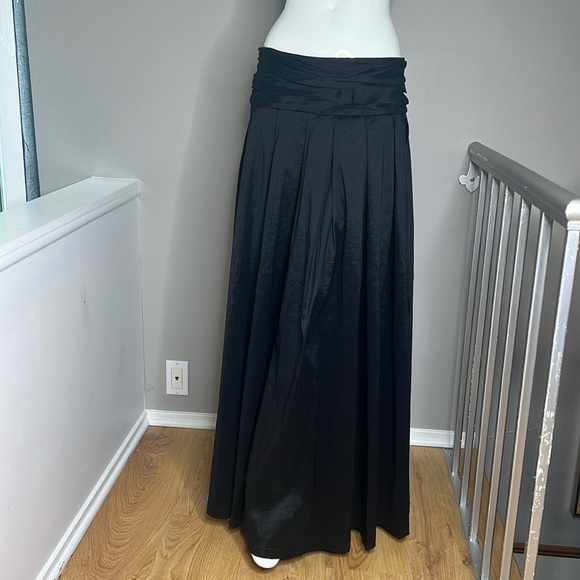Clocolor Sz XXL Black Full Length Taffeta Back Zip Skirt - New with Tags - Picture 1 of 5